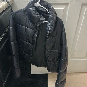 Old navy cropped puffer black small